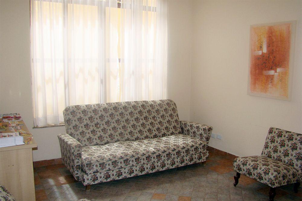 Hotel Euro Suite Pocos De Caldas By Nacional Inn Eksteriør bilde