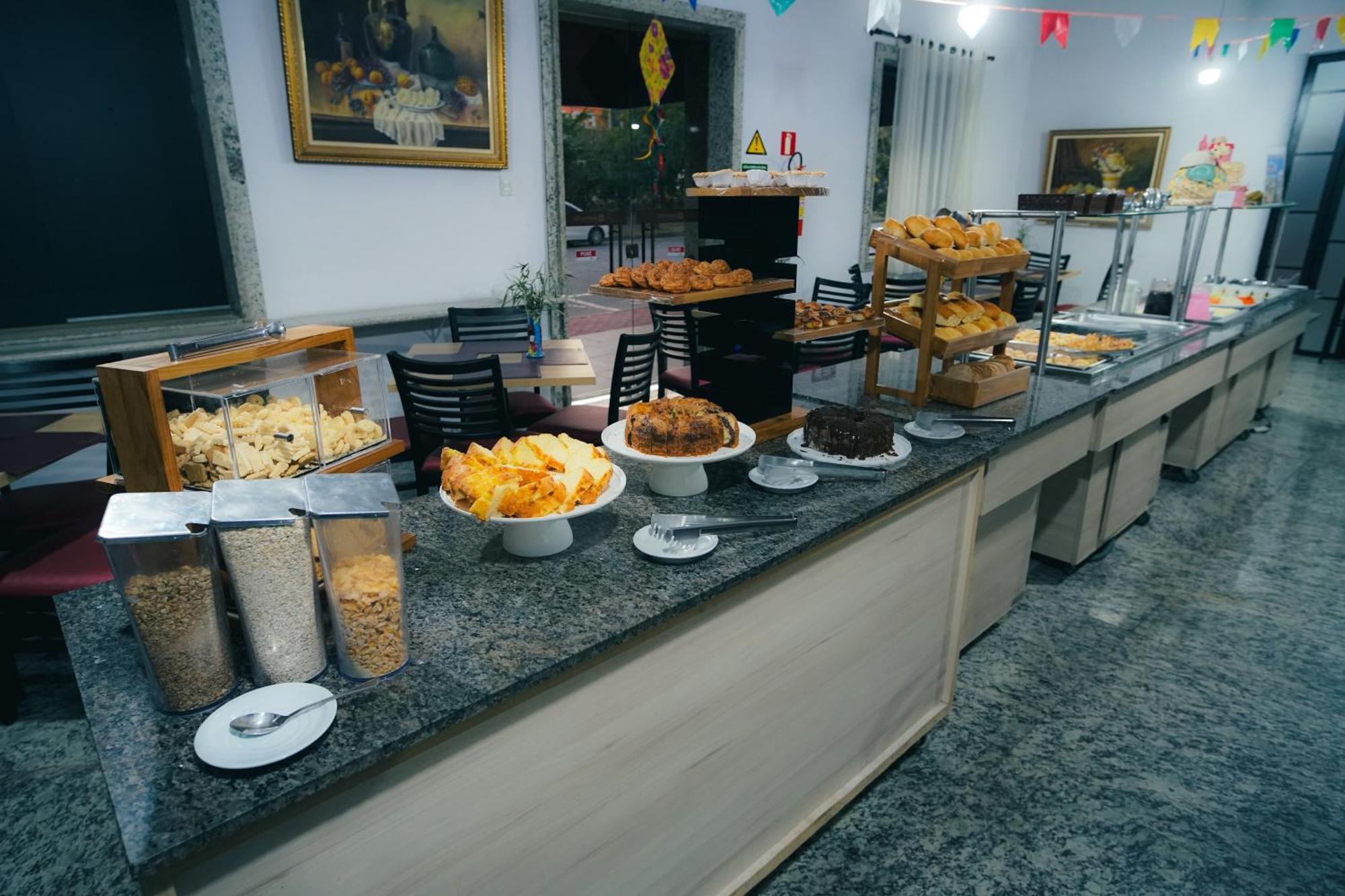 Hotel Euro Suite Pocos De Caldas By Nacional Inn Eksteriør bilde