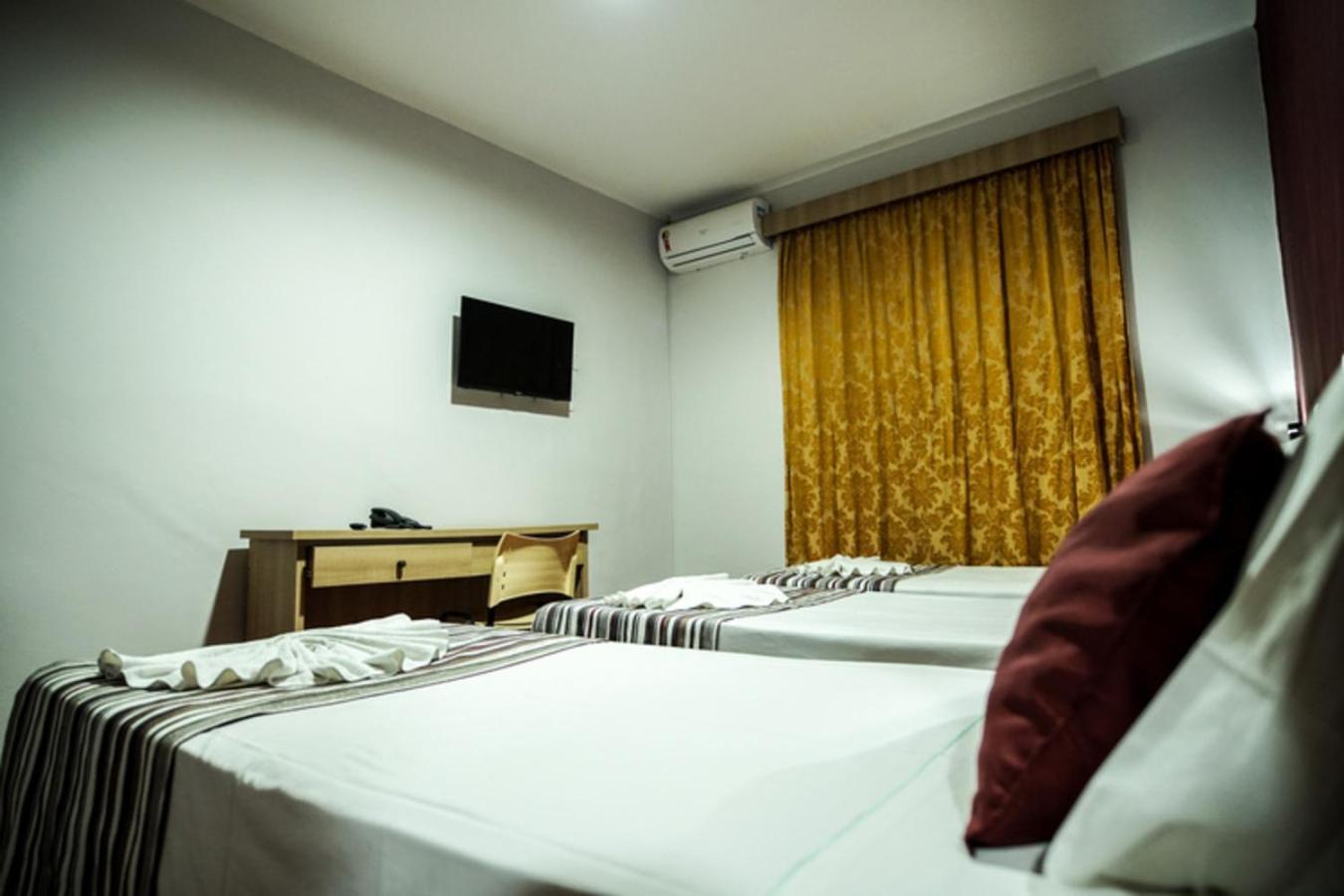 Hotel Euro Suite Pocos De Caldas By Nacional Inn Eksteriør bilde